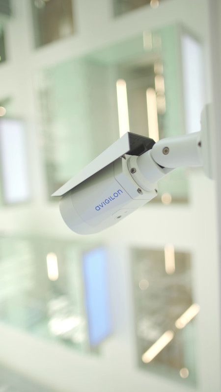 Avigilon_H5A Camera_Bullet_Hero_Robson Atrium